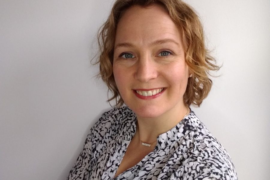 Hannah Portrait 2022 B Scaled