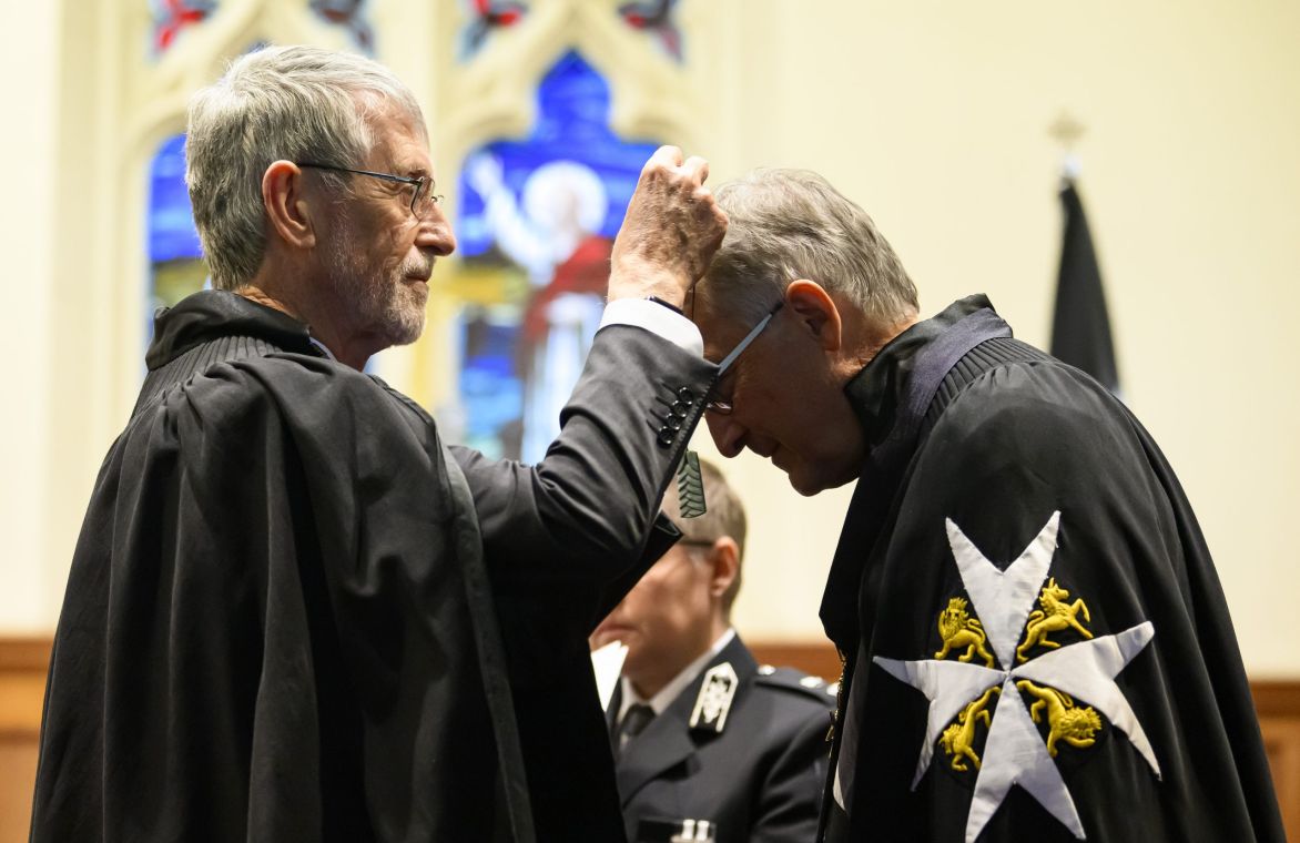 John Whitehead Presenting Tom Budd With Pounamu Scaled